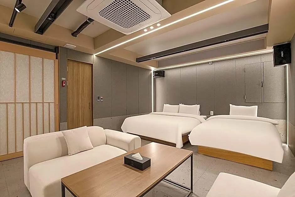 Hotel New Castle Incheon 2*,  South Korea